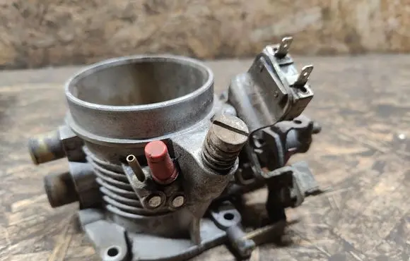 Porsche 928 Throttle valve 9281105301R