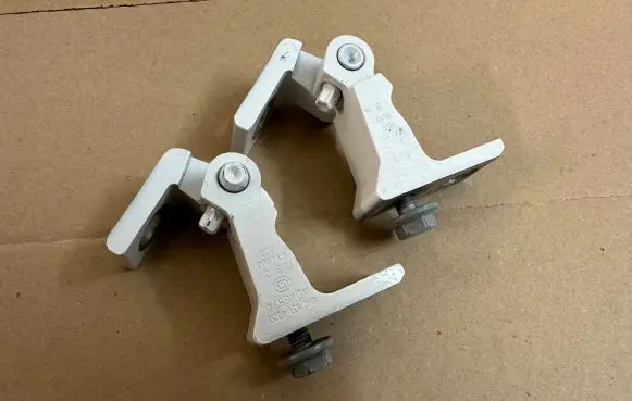 Volkswagen Amarok Rear door hinge set 8K0831402D 10902 0207188078