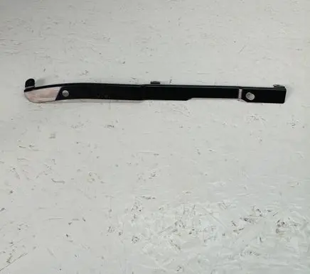 Volkswagen Crafter Fender mounting bracket 7C0810679 824069