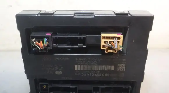 Audi A4 S4 B8 8K Central body control module 