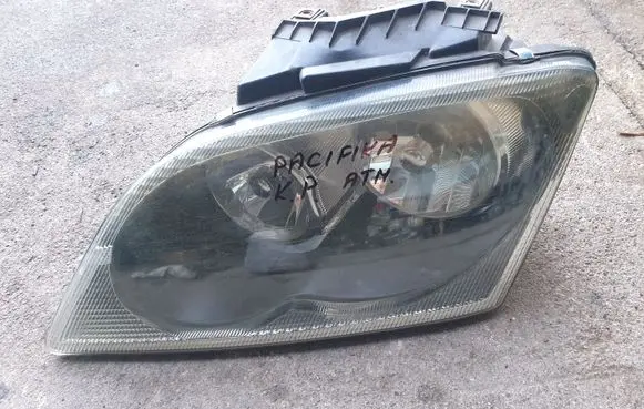 Chrysler Pacifica Headlight/headlamp