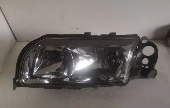 Volvo S80 Headlight/headlamp