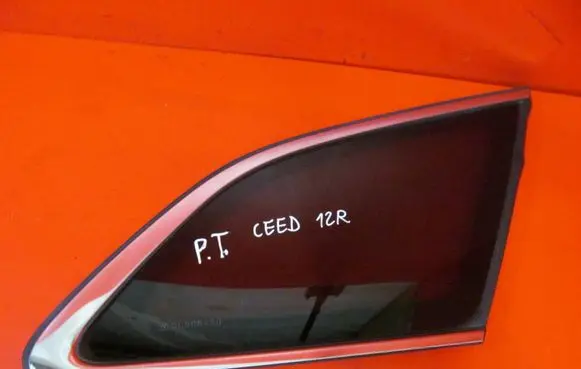 KIA Ceed Rear side window 87820A2600
