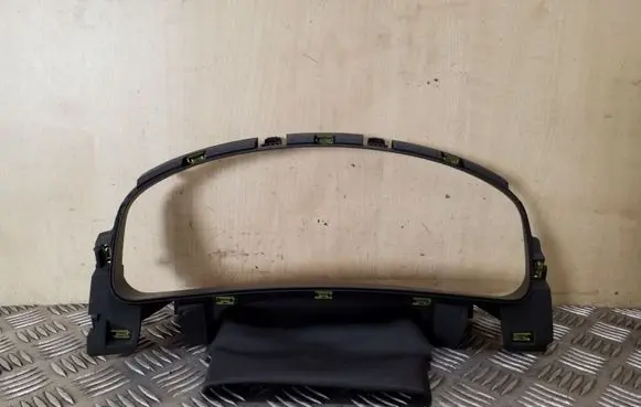 Volkswagen Touareg II Dashboard trim 7P2858349