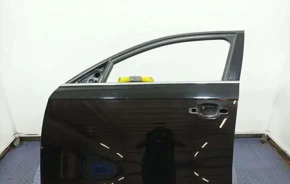 Audi A4 S4 B8 8K Front door
