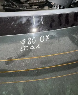 Volvo S80 Rear windscreen/windshield window 