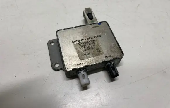 Mercedes-Benz E W212 Radio antenna A4638205789