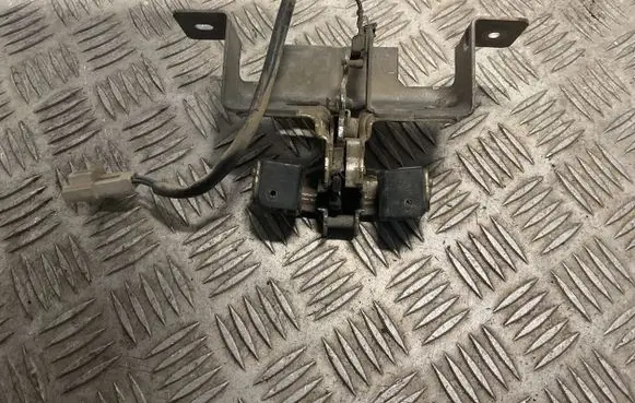 Opel Frontera B Loading door lock 