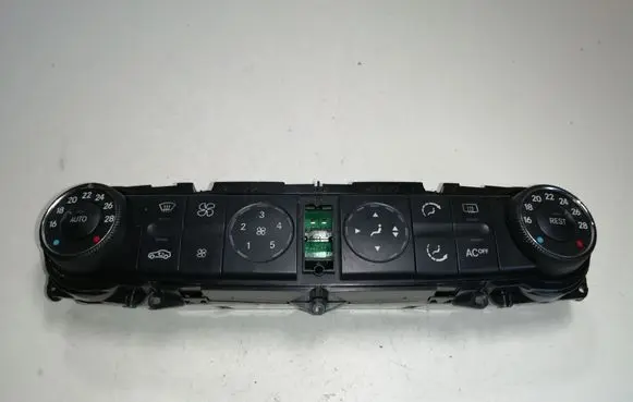 Mercedes-Benz E W211 Climate control unit 2118300385