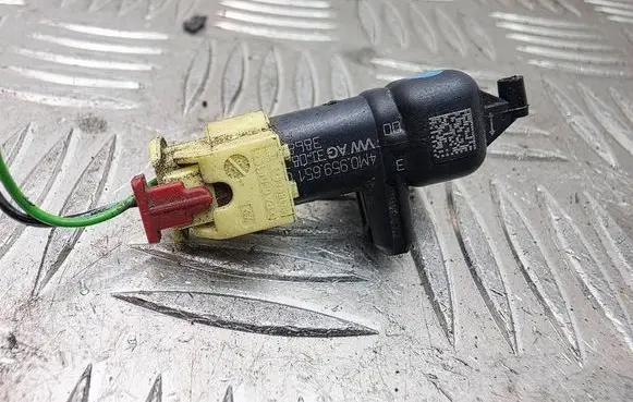 Audi A4 S4 B9 Airbag deployment crash/impact sensor 4M0959651