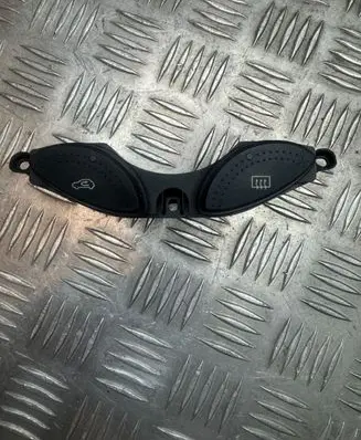 Ford Focus Windscreen/window heater switch 98AG18C621AF