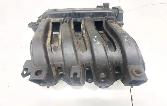 Renault Clio II Intake manifold 8200275381