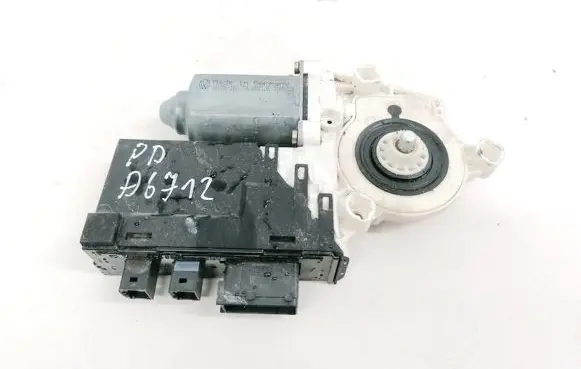 Peugeot 807 Front door window regulator motor 1488737080 991728203