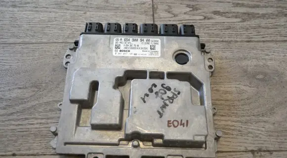 Mercedes-Benz Sprinter W907 W910 Engine control unit/module A6549009400