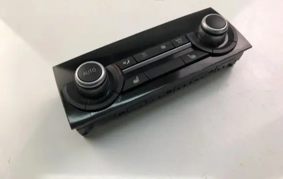 BMW 5 F10 F11 Interior fan control switch 9304719