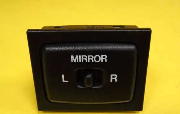Suzuki Swift I Wing mirror switch