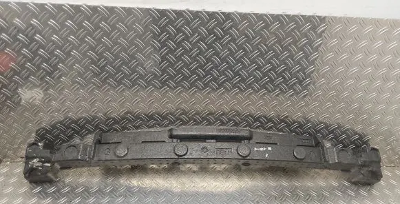 Front bumper foam support bar