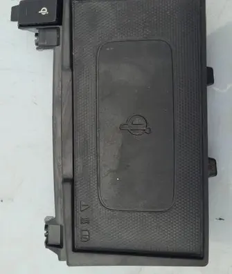 KIA Niro Trunk lid opening control unit 
