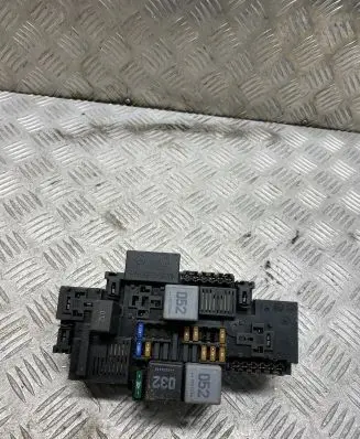 Mercedes-Benz C W205 Fuse module