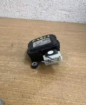 Renault Espace III Intake manifold valve actuator/motor 0132801111 F3962