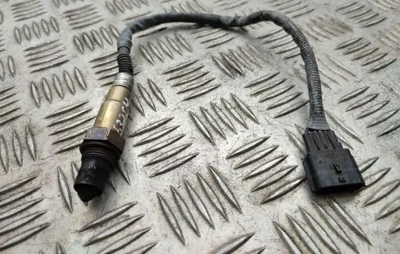 Nissan X-Trail T32 Lambda probe sensor H8201395330 0281004221