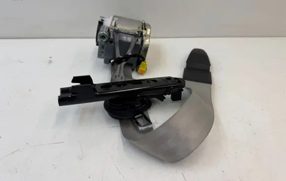 Porsche Macan (95B) Front seatbelt 95B857705J