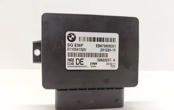 BMW 5 F10 F11 Hand brake control module 6799083 23122010 0110541025