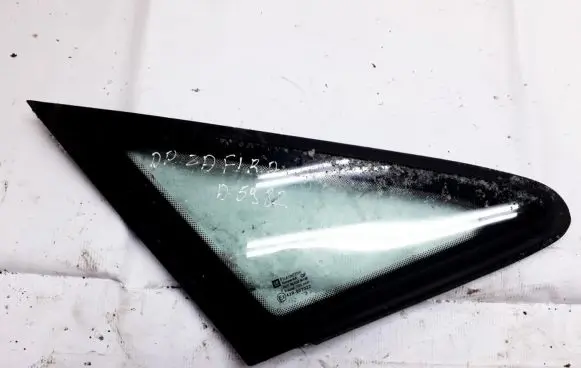Opel Zafira A Front triangle window/glass 