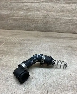 BMW 5 F10 F11 Engine coolant pipe/hose 8375796