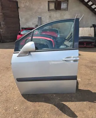 Peugeot 807 Front door
