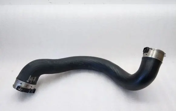 Mercedes-Benz C W204 Intercooler hose/pipe A2045282682 A20452826