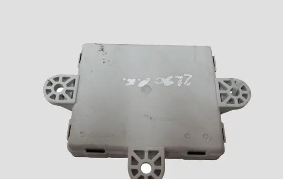Volvo V40 Door control unit/module 31343044