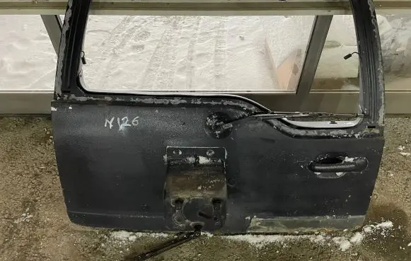 Nissan Terrano Tailgate/trunk/boot lid