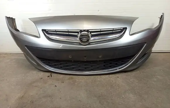 Opel Astra J Front bumper ZDERZAKASTRAJ