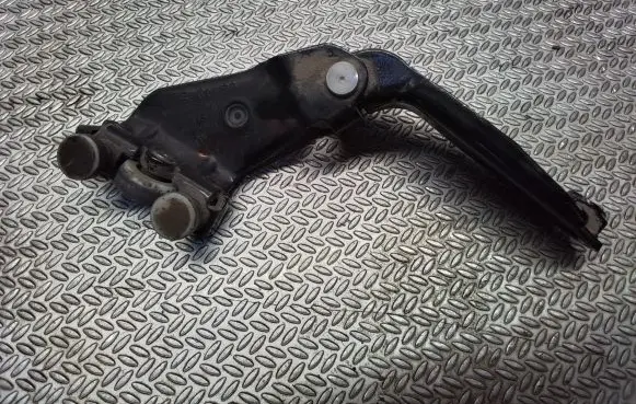 Volkswagen Caddy Sliding door middle roller runner 2K0843335A