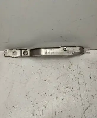 Audi A7 S7 4G Headlight/headlamp mounting bracket 4G8807591