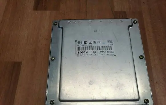 Mercedes-Benz C W203 Engine control unit/module A6111538179 0281010798