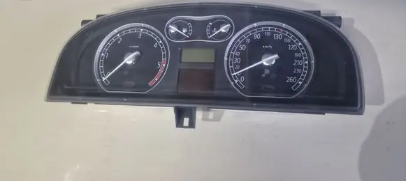 Renault Laguna II Speedometer (instrument cluster) 8200291334