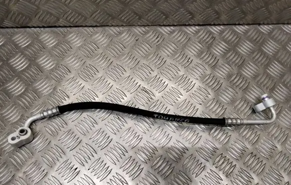 Volkswagen Touareg II Air conditioning (A/C) pipe/hose 52496506 7L0820739