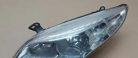 Renault Megane III Headlight/headlamp 260600017R