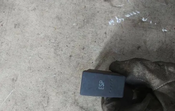 Volkswagen Sharan ESP (stability program) switch 