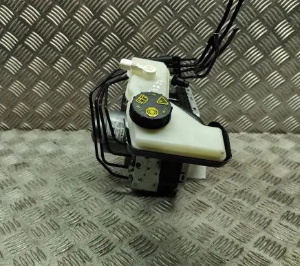 Volvo S60 Brake booster 31680342 32256079