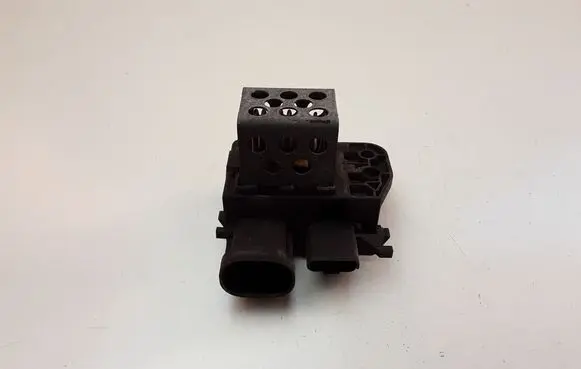 Citroen Berlingo Coolant fan relay 9673999880