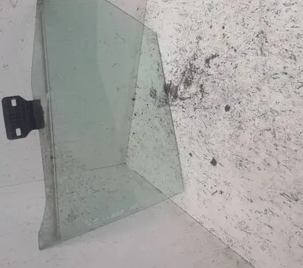 Audi A4 S4 B7 8E 8H Rear door window glass 43R00081 A011404