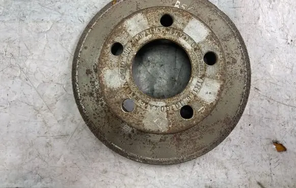 Volkswagen PASSAT B5 Rear brake disc