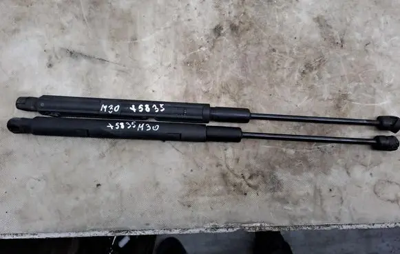 Mercedes-Benz C W205 Tailgate hydraulic set A2059800164