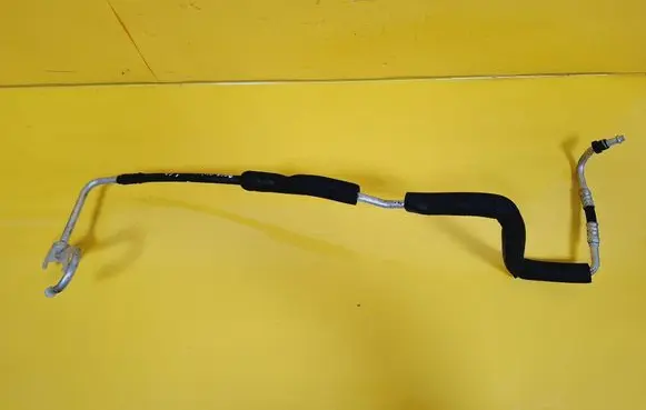 Volkswagen Polo III 6N 6N2 6NF Air conditioning (A/C) pipe/hose 
