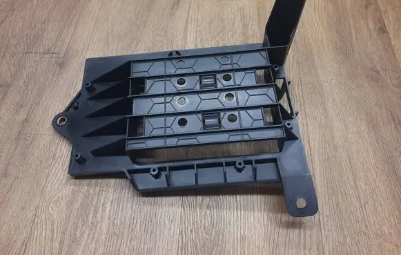 Porsche Macan (95B) Sound amplifier holder/bracket 95B035251A