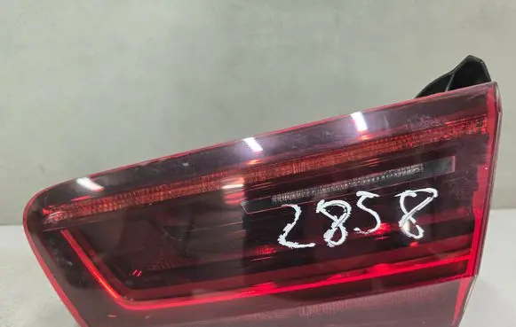 Audi A6 S6 C7 4G Tailgate rear/tail lights 4G5945094E
