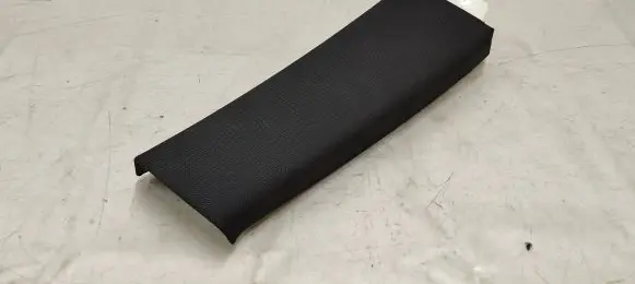 BMW 6 F12 F13 (B) pillar trim (top) 8051016